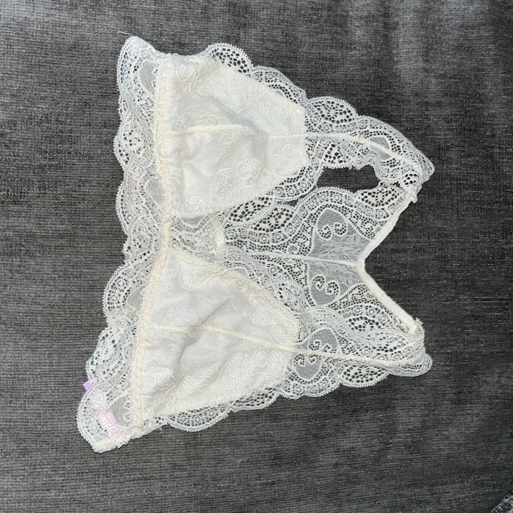 Off white bralette